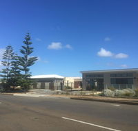 Villas on the Bay Kingscote - Taree Accommodation