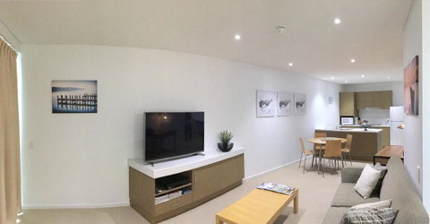 Wallaroo Marina Waterfront Luxe Apartment - Taree Accommodation 7