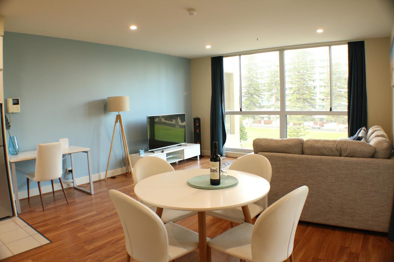 Glenelg SA Taree Accommodation