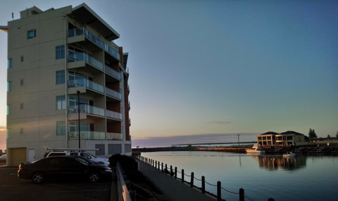 Wallaroo Marina Executive Apartments - Taree Accommodation 15