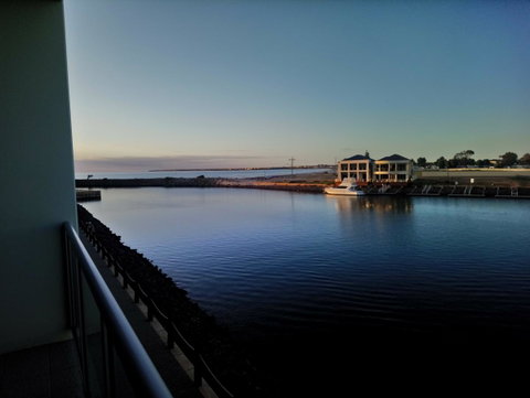 Wallaroo Marina Executive Apartments - Taree Accommodation 20