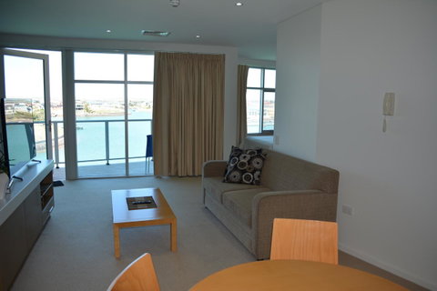 Wallaroo Marina Luxury Apartment - Taree Accommodation 26