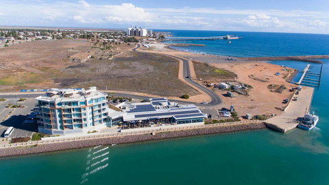 Wallaroo Marina Luxury Apartment - Taree Accommodation 22