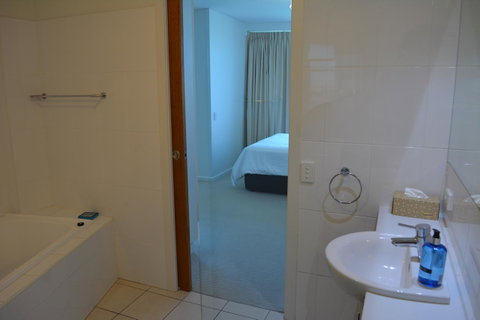 Wallaroo Marina Luxury Apartment - Taree Accommodation 20