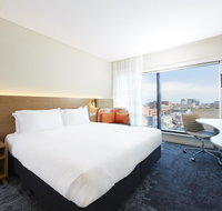 Holiday Inn Express Adelaide City Centre - Taree Accommodation