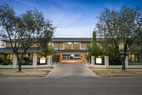 Garden City Motor Inn - Taree Accommodation 0