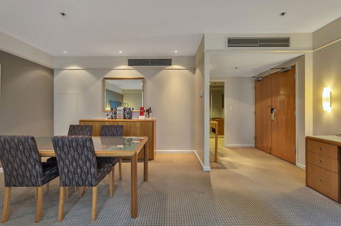 Stamford Plaza Adelaide - Taree Accommodation 33