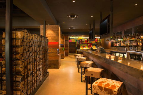 Stamford Plaza Adelaide - Taree Accommodation 11