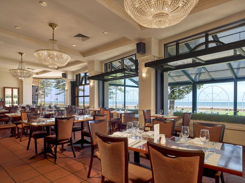 Stamford Grand Adelaide - Taree Accommodation 15