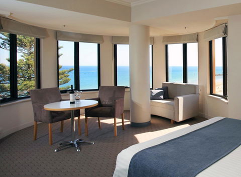 Stamford Grand Adelaide - Taree Accommodation 5