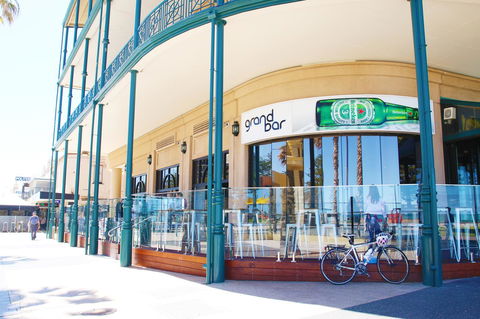 Stamford Grand Adelaide - Taree Accommodation 14