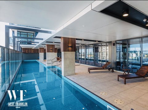 Resort Style Luxury City Apartment + Free Car Parking - Taree Accommodation 1