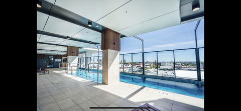 Resort Style Luxury City Apartment + Free Car Parking - Taree Accommodation 16