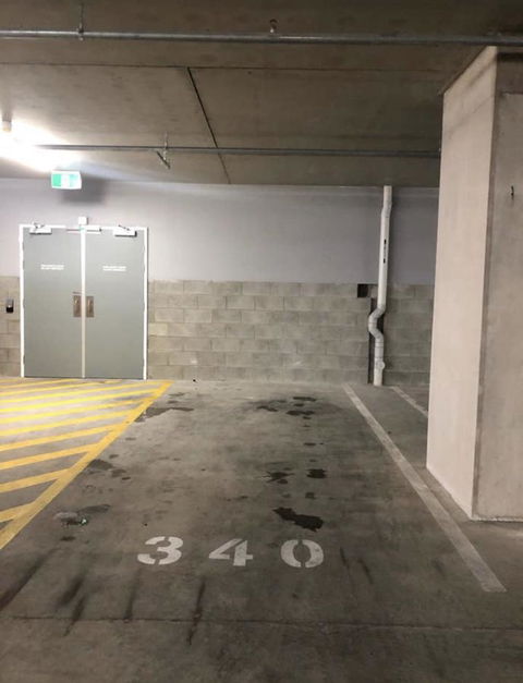 Resort Style Luxury City Apartment + Free Car Parking - Taree Accommodation 30