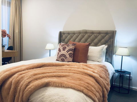 Resort Style Luxury City Apartment + Free Car Parking - Taree Accommodation 4