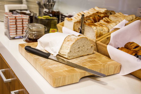 Adabco Boutique Hotel Adelaide - Taree Accommodation 3