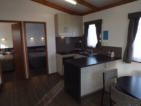 Ceduna Foreshore Caravan Park - Taree Accommodation 13
