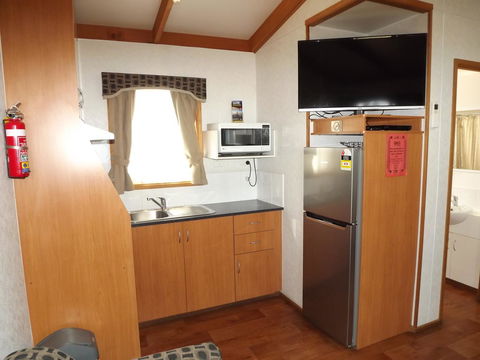Ceduna Foreshore Caravan Park - Taree Accommodation 14