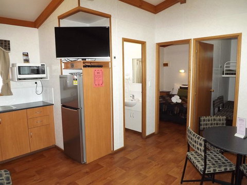 Ceduna Foreshore Caravan Park - Taree Accommodation 36