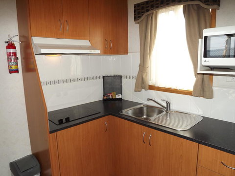 Ceduna Foreshore Caravan Park - Taree Accommodation 18