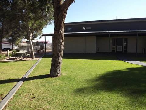 Ceduna Foreshore Caravan Park - Taree Accommodation 31