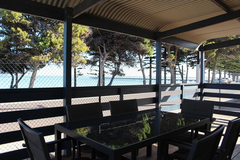 Ceduna Foreshore Caravan Park - Taree Accommodation 20