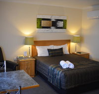 Arkana Motor Inn  Terrace Apartments - Taree Accommodation