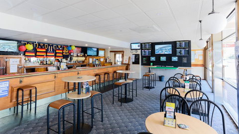 Bay Motel Hotel - Taree Accommodation 14