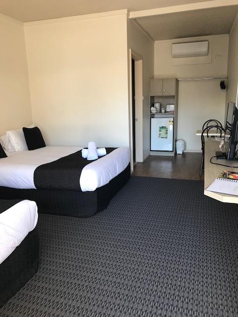 Bay Motel Hotel - Taree Accommodation 3