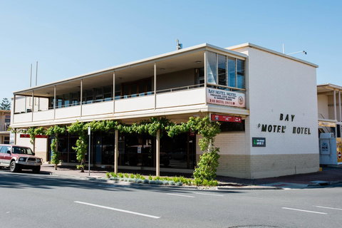 Bay Motel Hotel - Taree Accommodation 24