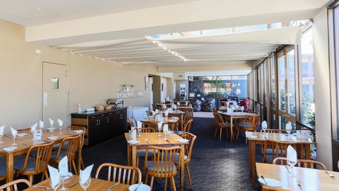 Bay Motel Hotel - Taree Accommodation 9