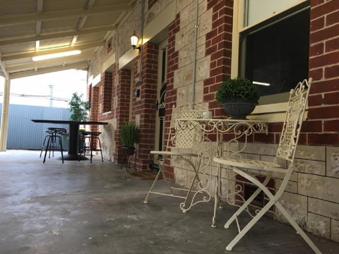 Two Cow Cottage Bed & Breakfast - Taree Accommodation 0