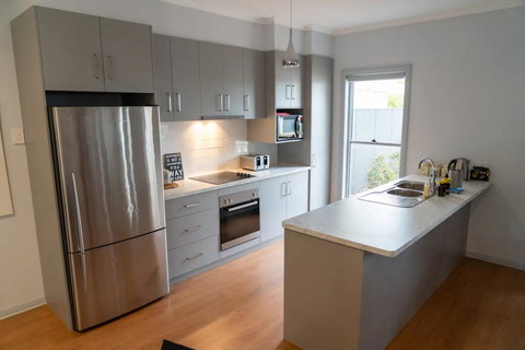 Gawler Townhouse 3 Bedroom - Taree Accommodation 3