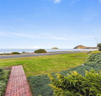 Franklin Beachfront Apartments - Taree Accommodation