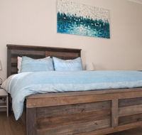 Smugglers Inn Studio Apartments - Taree Accommodation