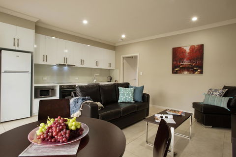 Renmark Holiday Apartments - Taree Accommodation 5