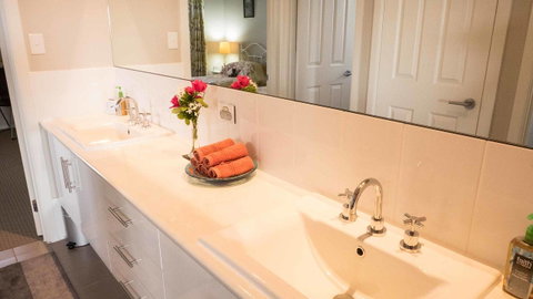 Rezare House Bed & Breakfast - Taree Accommodation 21