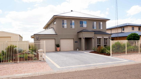 Rezare House Bed & Breakfast - Taree Accommodation 0