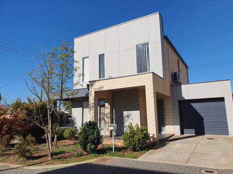 Explore Adelaide, Gawler, The Barossa And Clare Valleys All-in-one - Taree Accommodation 15