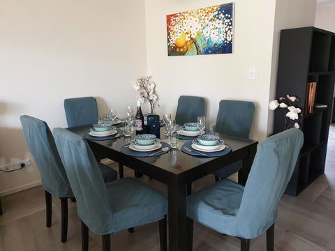 Explore Adelaide, Gawler, The Barossa And Clare Valleys All-in-one - Taree Accommodation 2