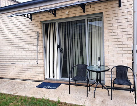 Explore Adelaide, Gawler, The Barossa And Clare Valleys All-in-one - Taree Accommodation 14
