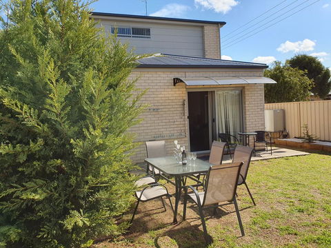 Explore Adelaide, Gawler, The Barossa And Clare Valleys All-in-one - Taree Accommodation 13