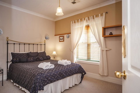 Angaston Saleyards Luxury Accommodation - Taree Accommodation 2