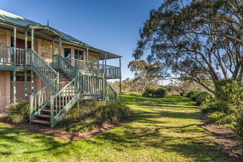 Angaston Saleyards Luxury Accommodation - Taree Accommodation 11
