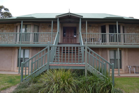 Angaston Saleyards Luxury Accommodation - Taree Accommodation 35