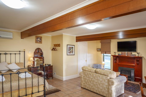 Angaston Saleyards Luxury Accommodation - Taree Accommodation 20