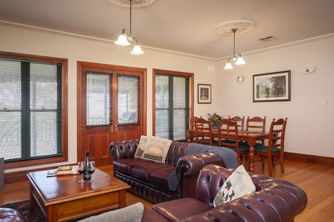 Angaston Saleyards Luxury Accommodation - Taree Accommodation 30