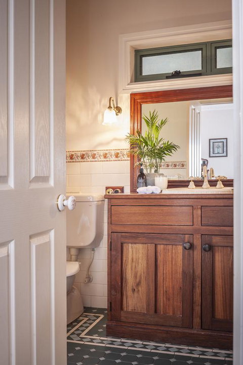 Angaston Saleyards Luxury Accommodation - Taree Accommodation 9