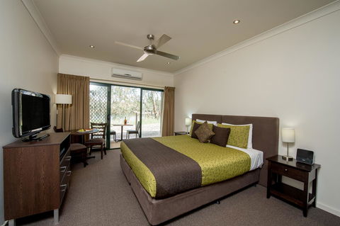 Clare Country Club - Taree Accommodation 4