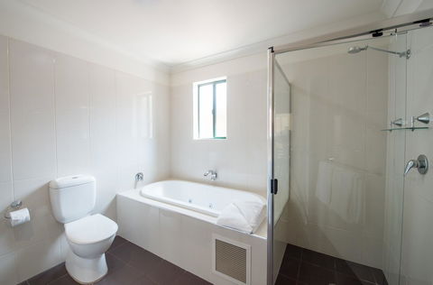 Clare Country Club - Taree Accommodation 12